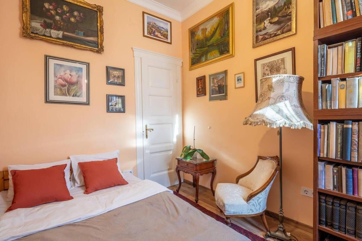 Vamhaz Boulevard Apartments Будапеща Екстериор снимка