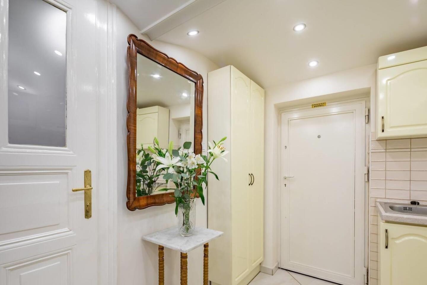 Vamhaz Boulevard Apartments Будапеща Екстериор снимка
