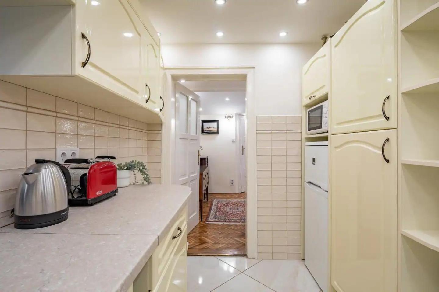 Vamhaz Boulevard Apartments Будапеща Екстериор снимка