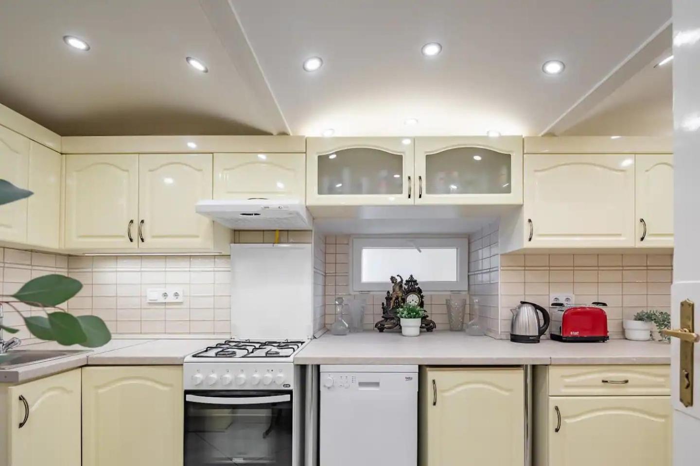 Vamhaz Boulevard Apartments Будапеща Екстериор снимка