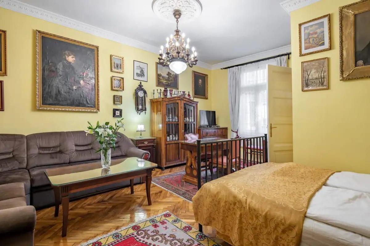 Vamhaz Boulevard Apartments Будапеща Екстериор снимка